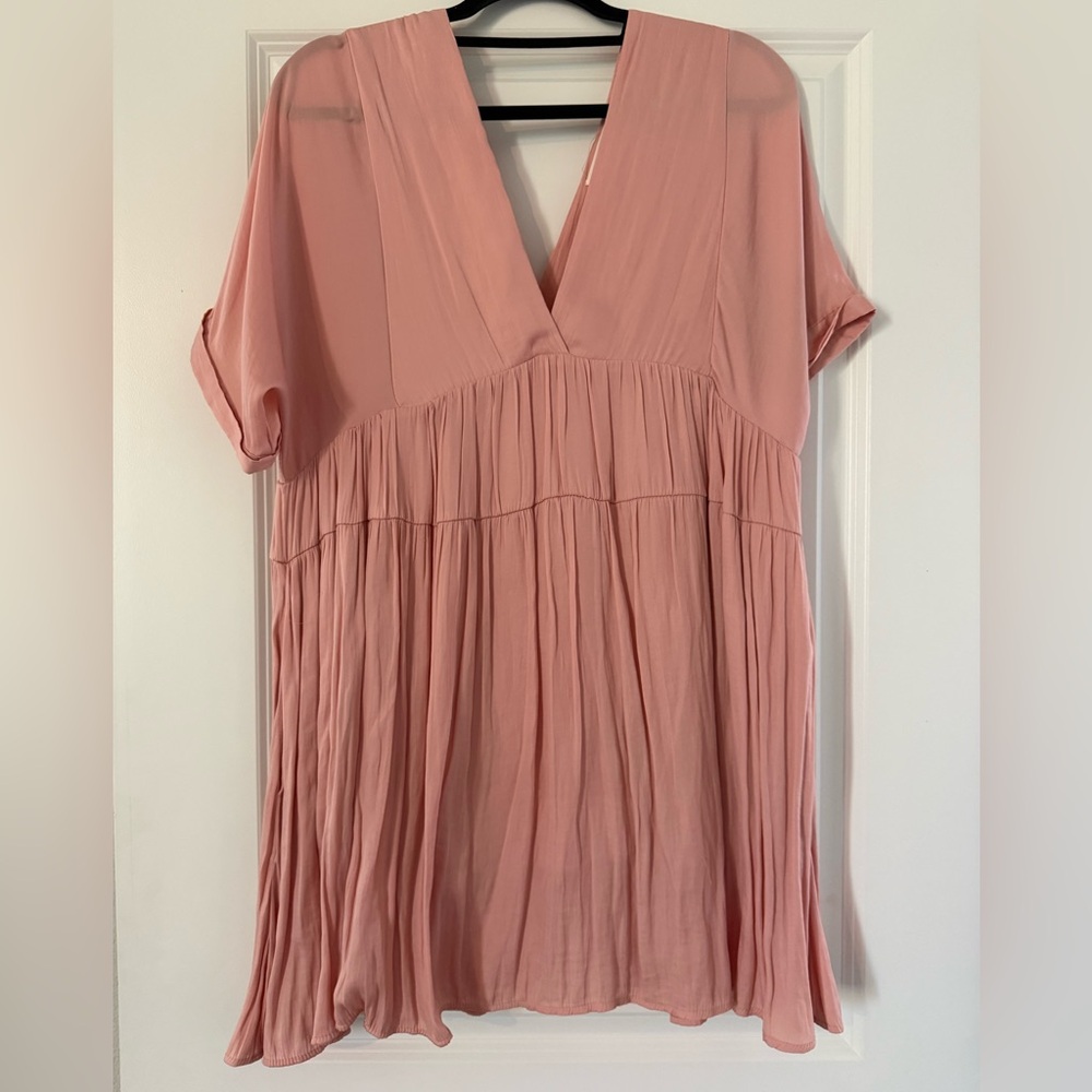 Elegant Pink Women's Dress